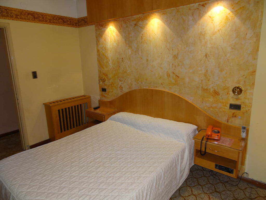 Mon Petit Otel Villa Carlos Paz Dış mekan fotoğraf